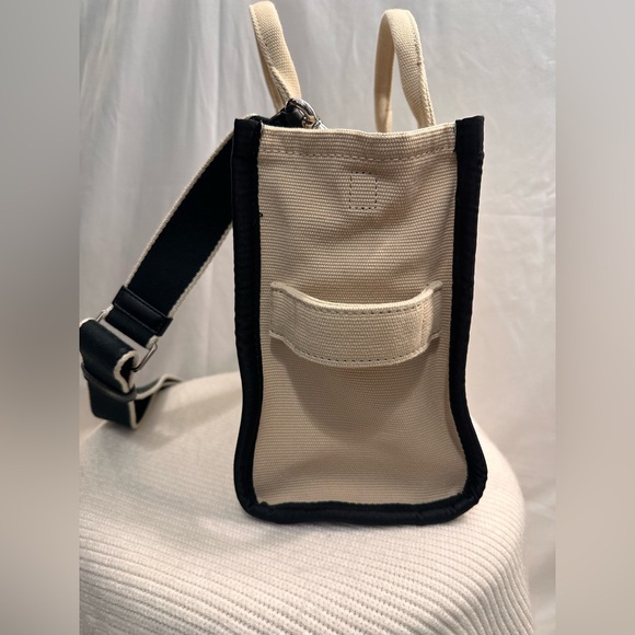 LIKE NEW Marc Jacobs The Jacquard Medium Tote Bag in Warm Sand BEIGE REVOLVE - Picture 12 of 16